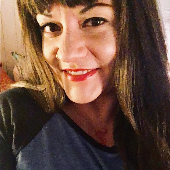 Meet your Posher, Sacha - Picture 2 of 4